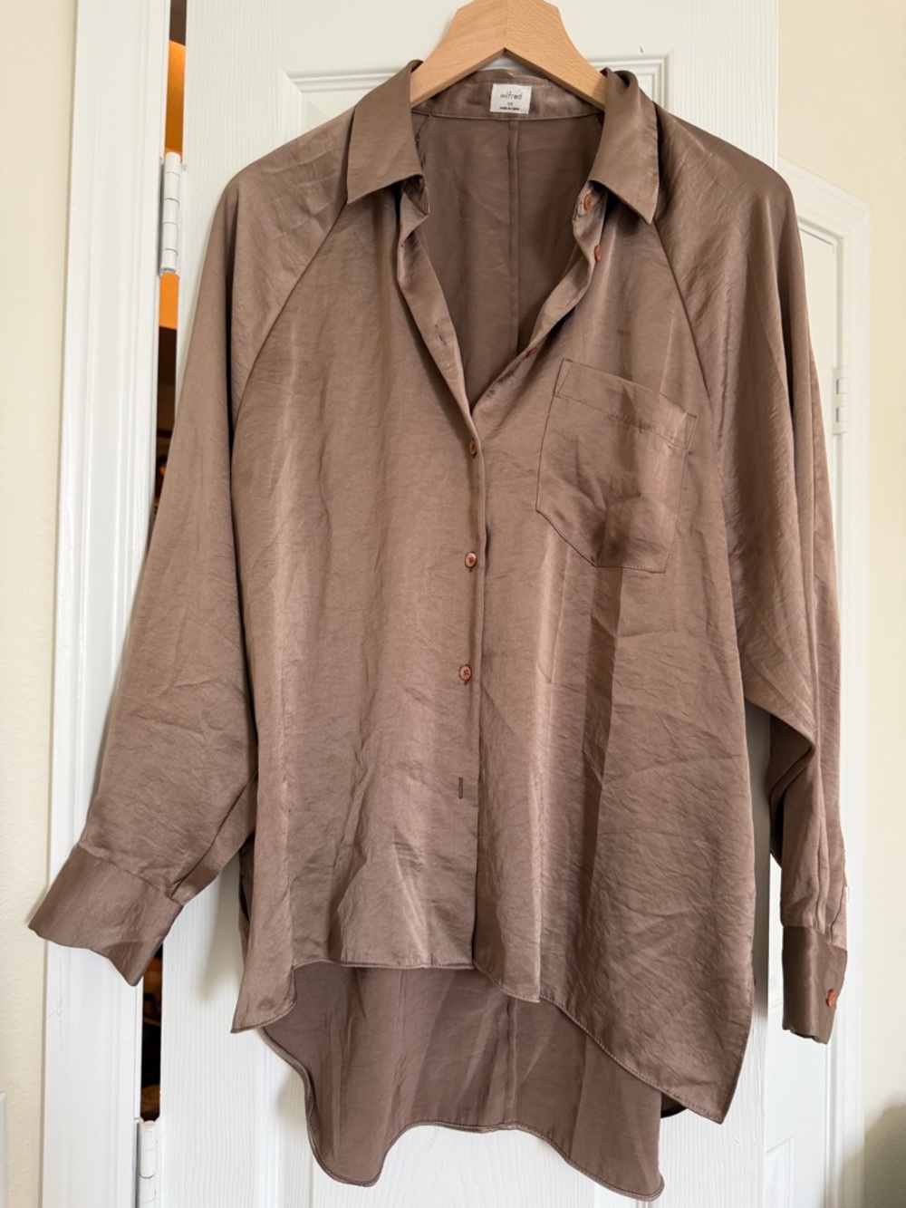Wilfred Relaxed Button-Down Shirt in Brown